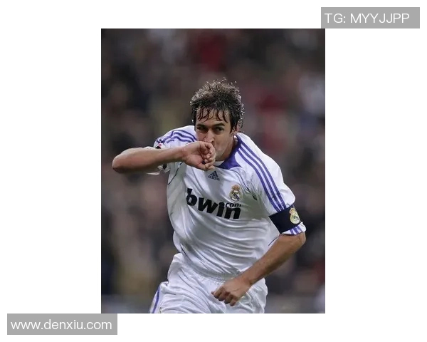 细数当今足坛巨星过人技巧与风格全面对比解析